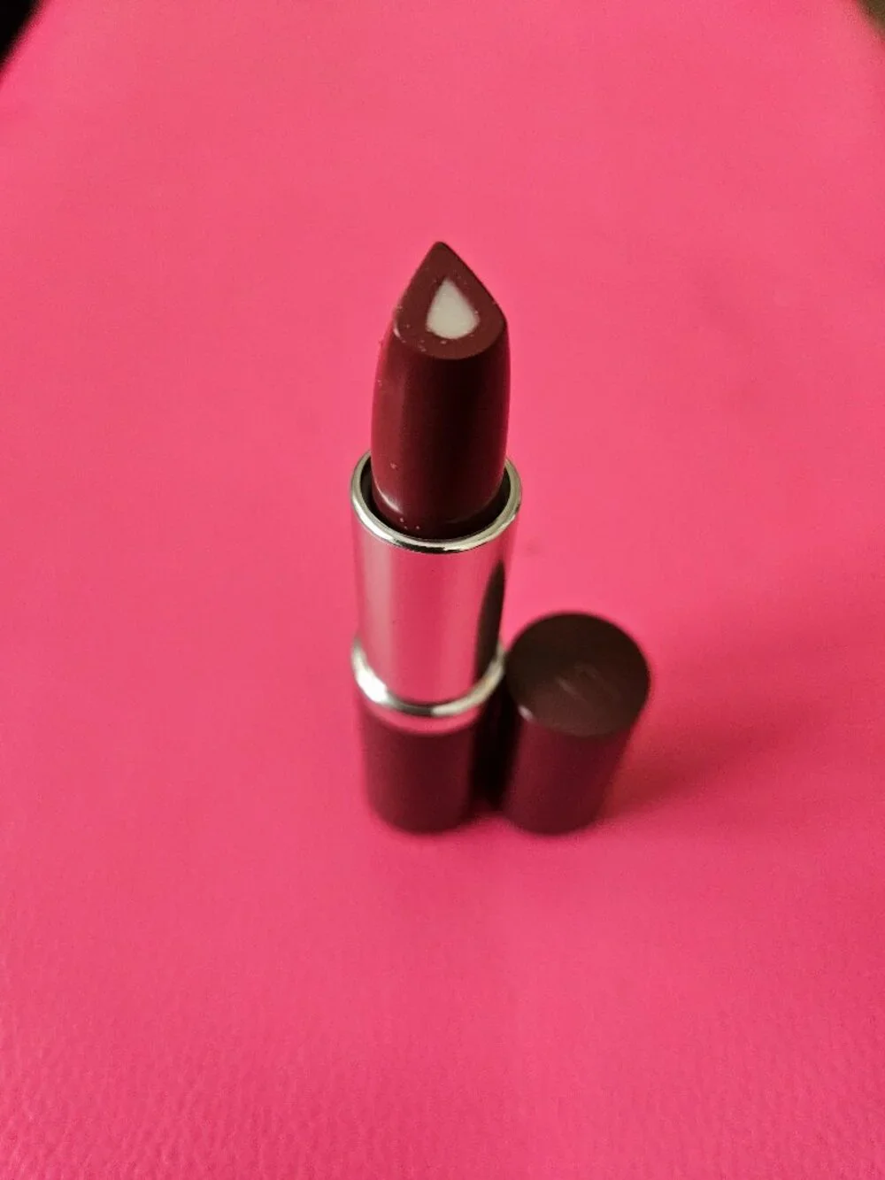 Clinique Dramatically Different Lipstick #50 A Different Grape New
